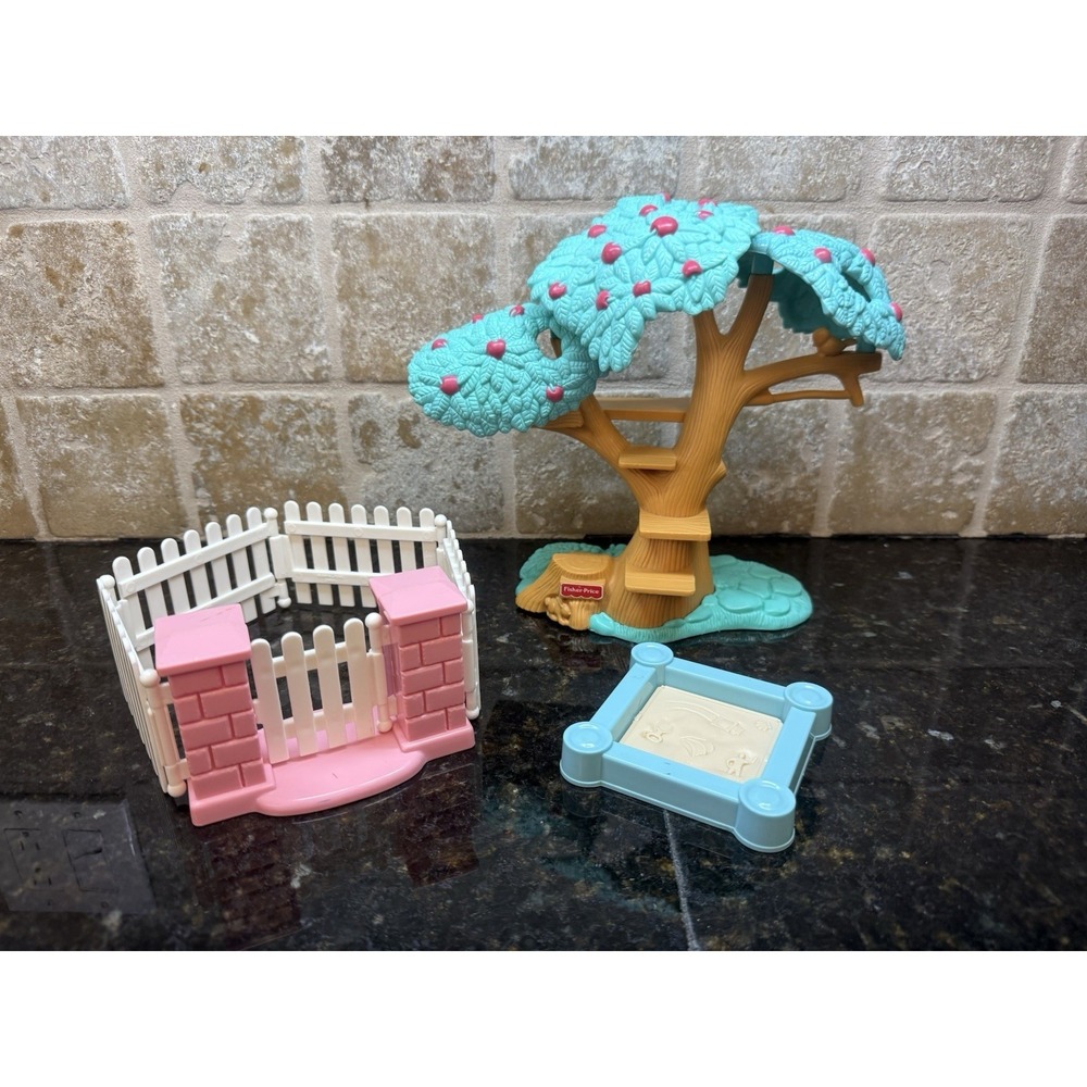 Fisher Price Loving Family 1990s Outdoor Apple Tree House Fence Gate‎ & Sandbox